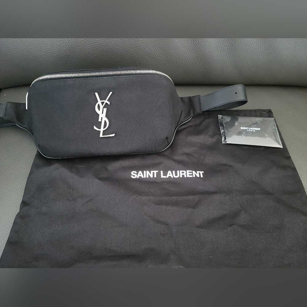 Yves Saint Laurent belt bag
